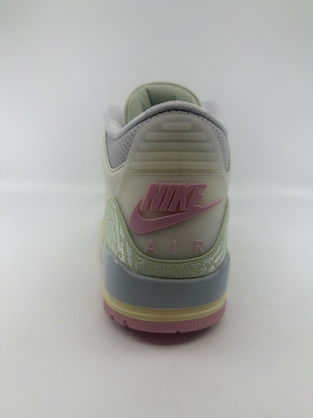 AJ 3 - SPRING IS IN THE AIR