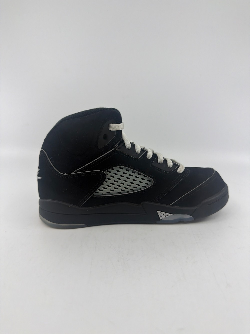 *USED/REP BOX* AJ 5 - BLACK METALLIC REIMAGINED