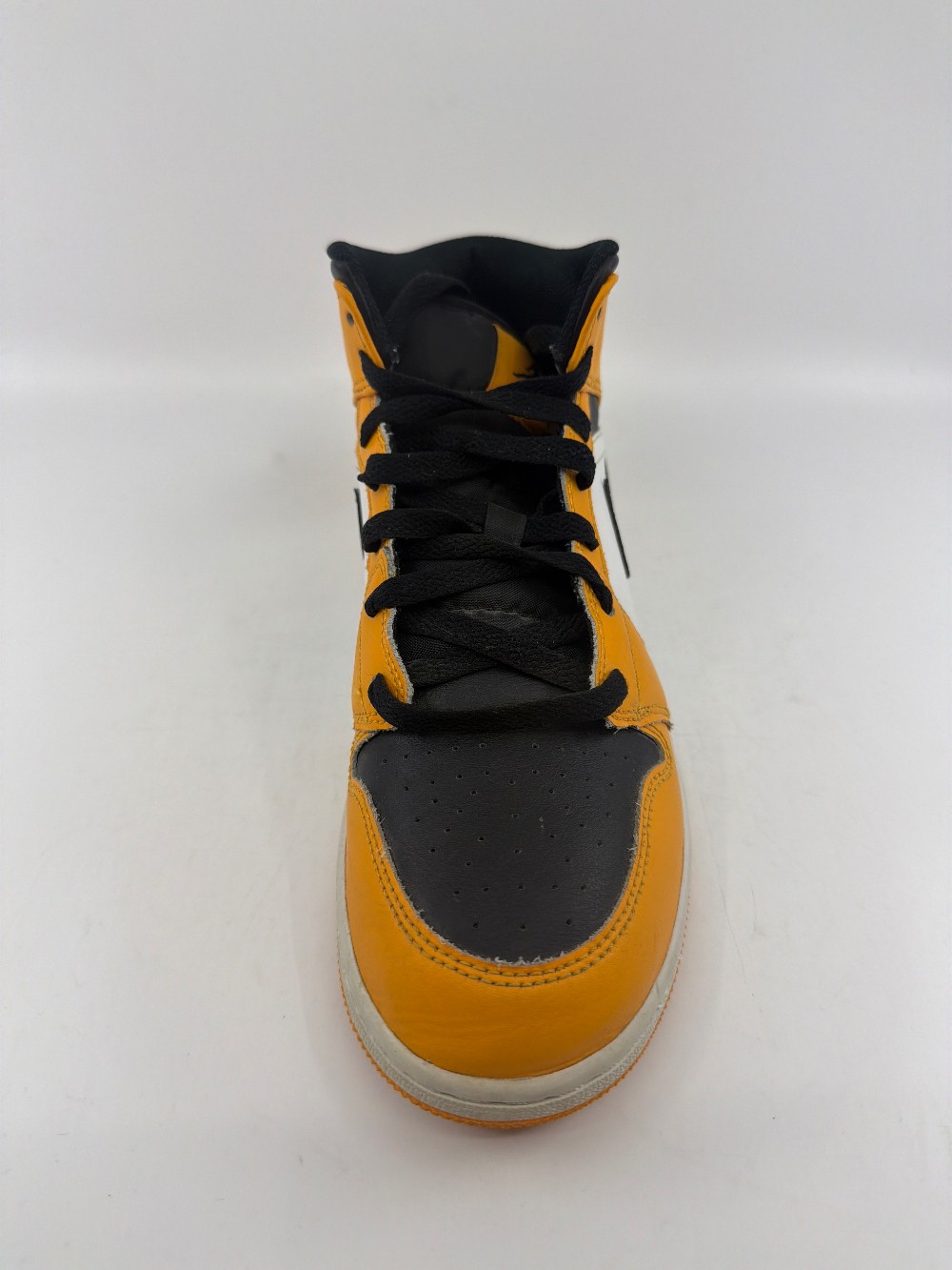 *USED* AJ 1 MID (GS) - TAXI