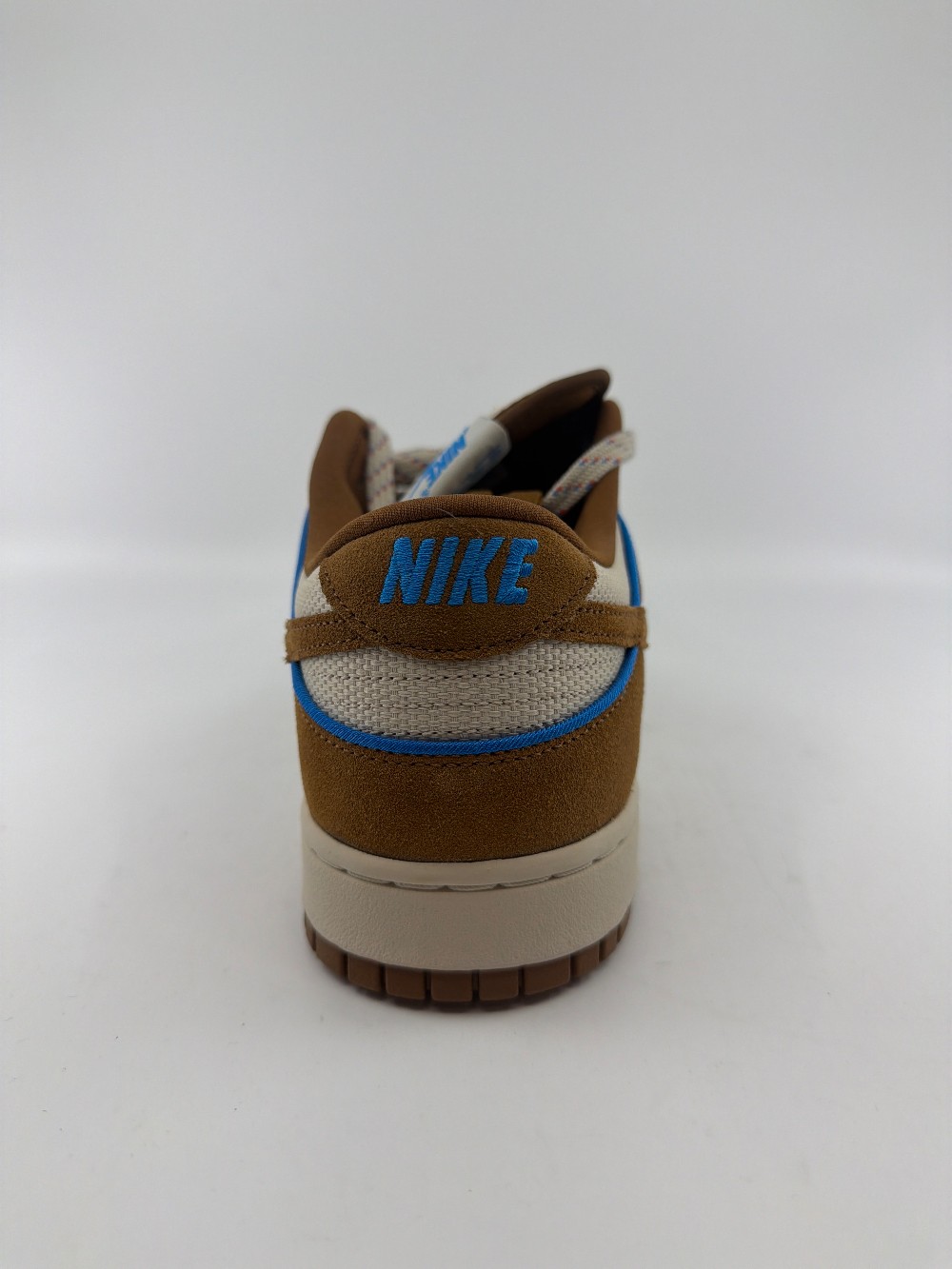 NIKE DUNK LOW - LIGHT BRITISH TAN