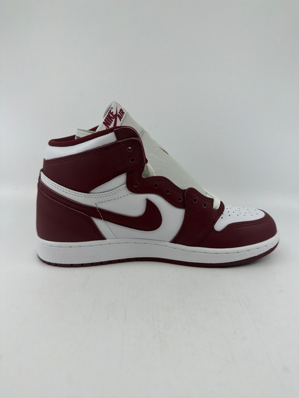 AJ 1 (GS) - ARTISNAL TEAM RED