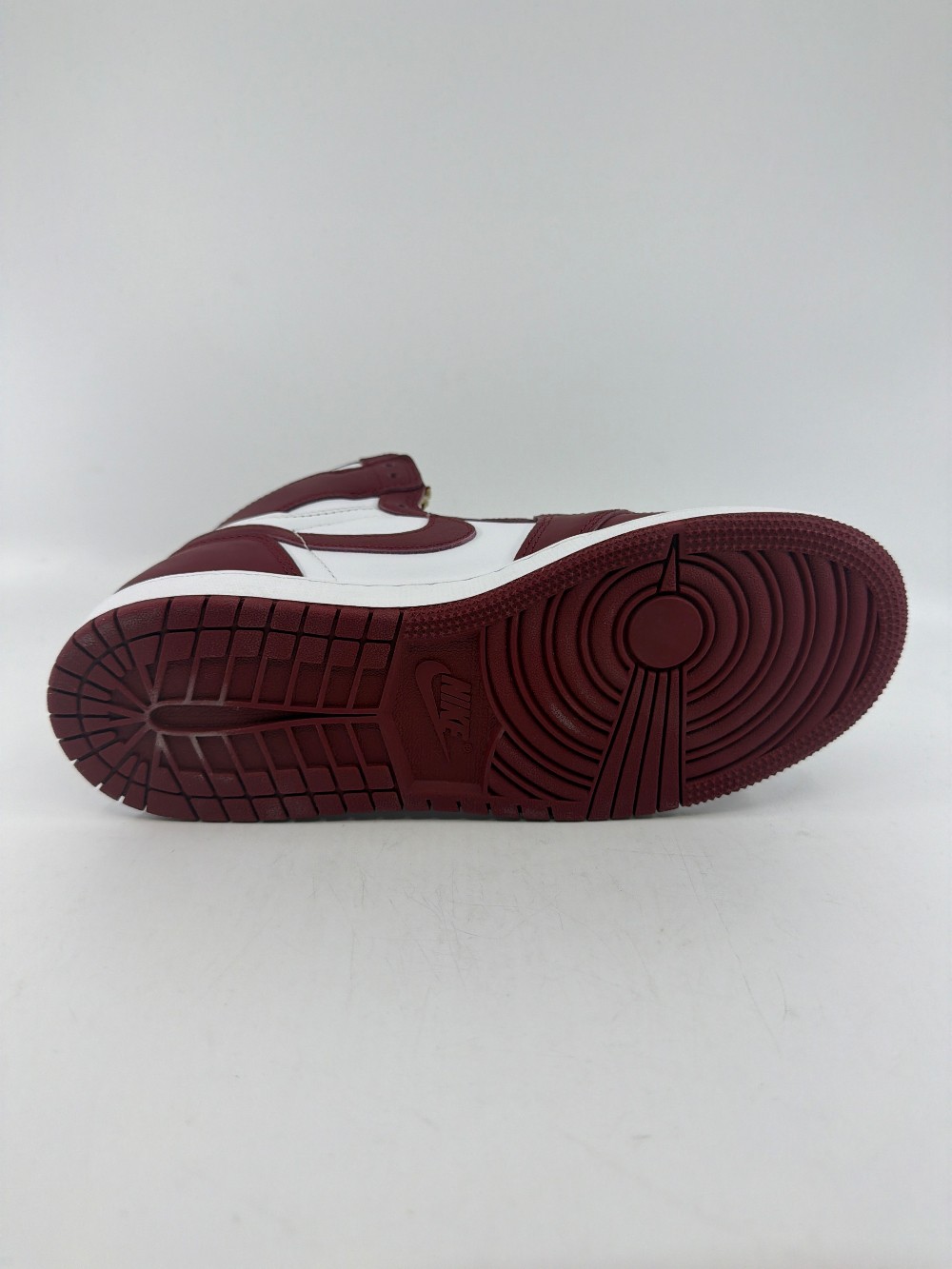 AJ 1 (GS) - ARTISNAL TEAM RED