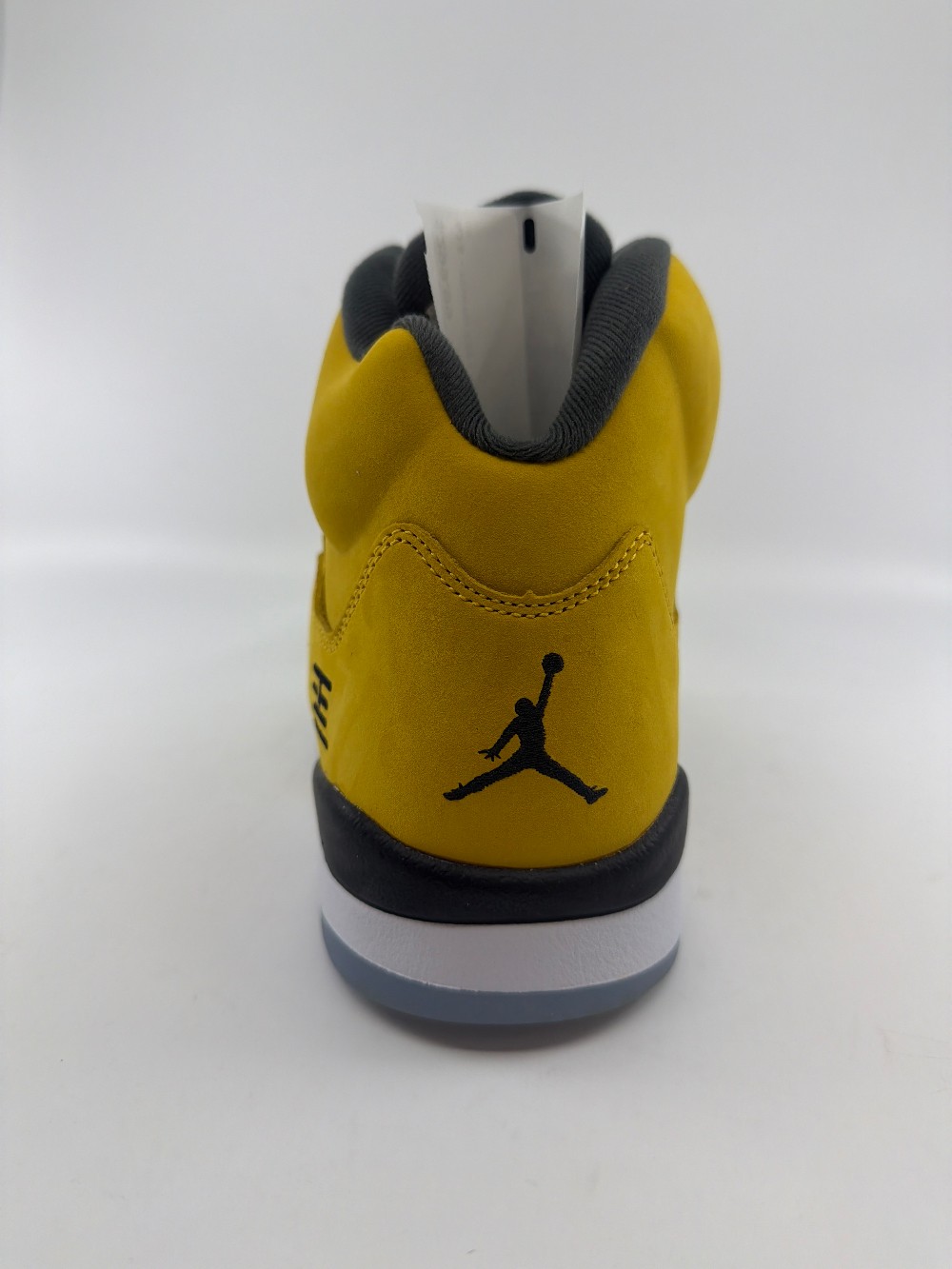 AJ 5 - TOKYO T23 (2025)