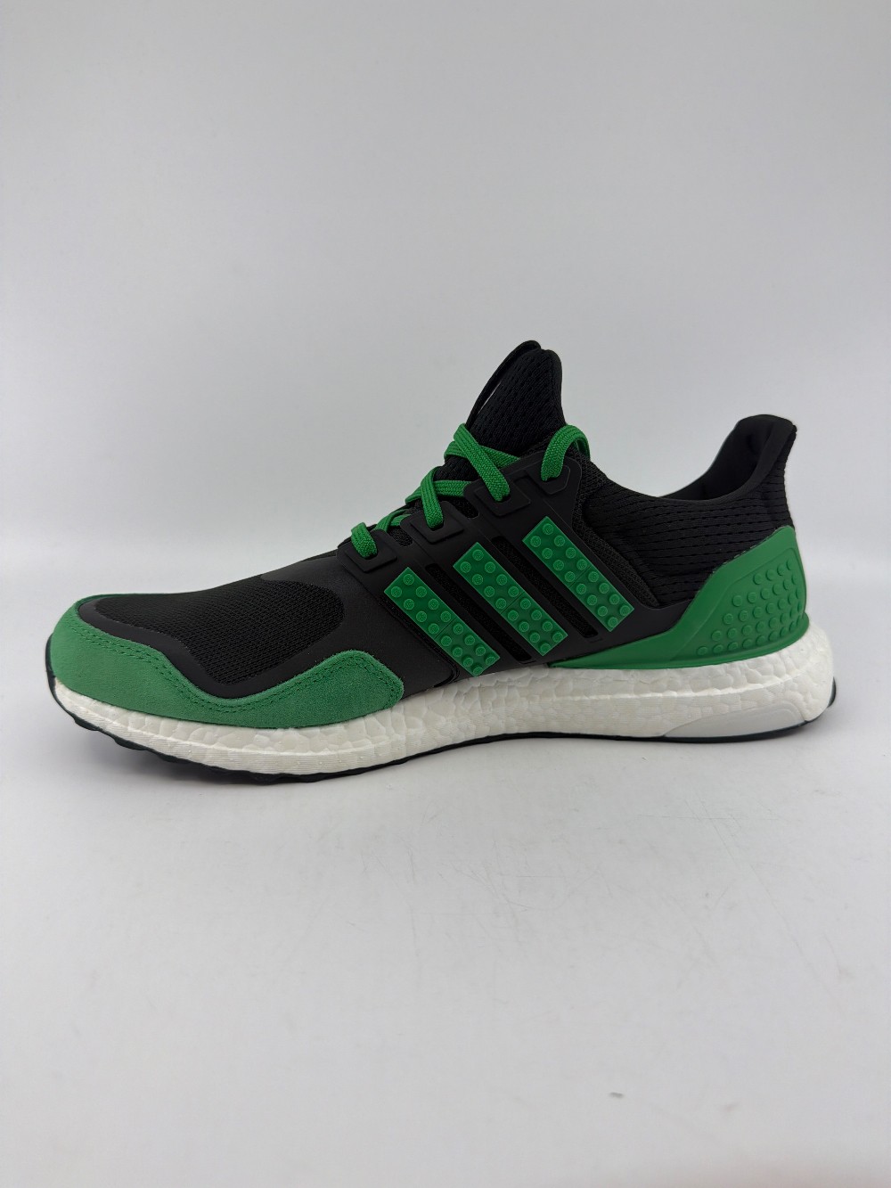 ADIDAS ULTRA BOOST X LEGO COLOR PACK - GREEN