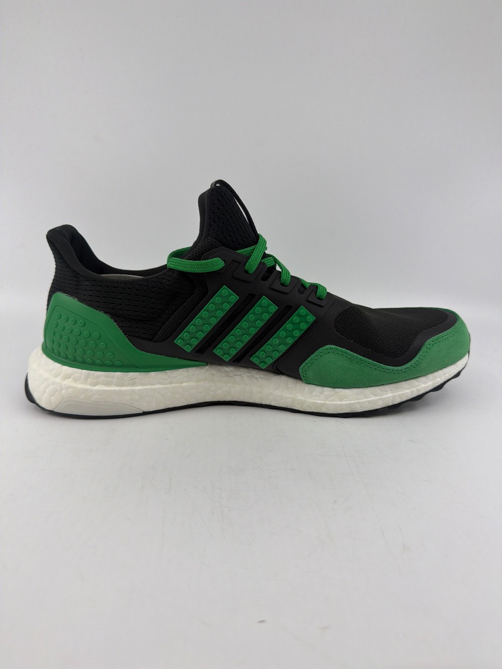 ADIDAS ULTRA BOOST X LEGO COLOR PACK - GREEN