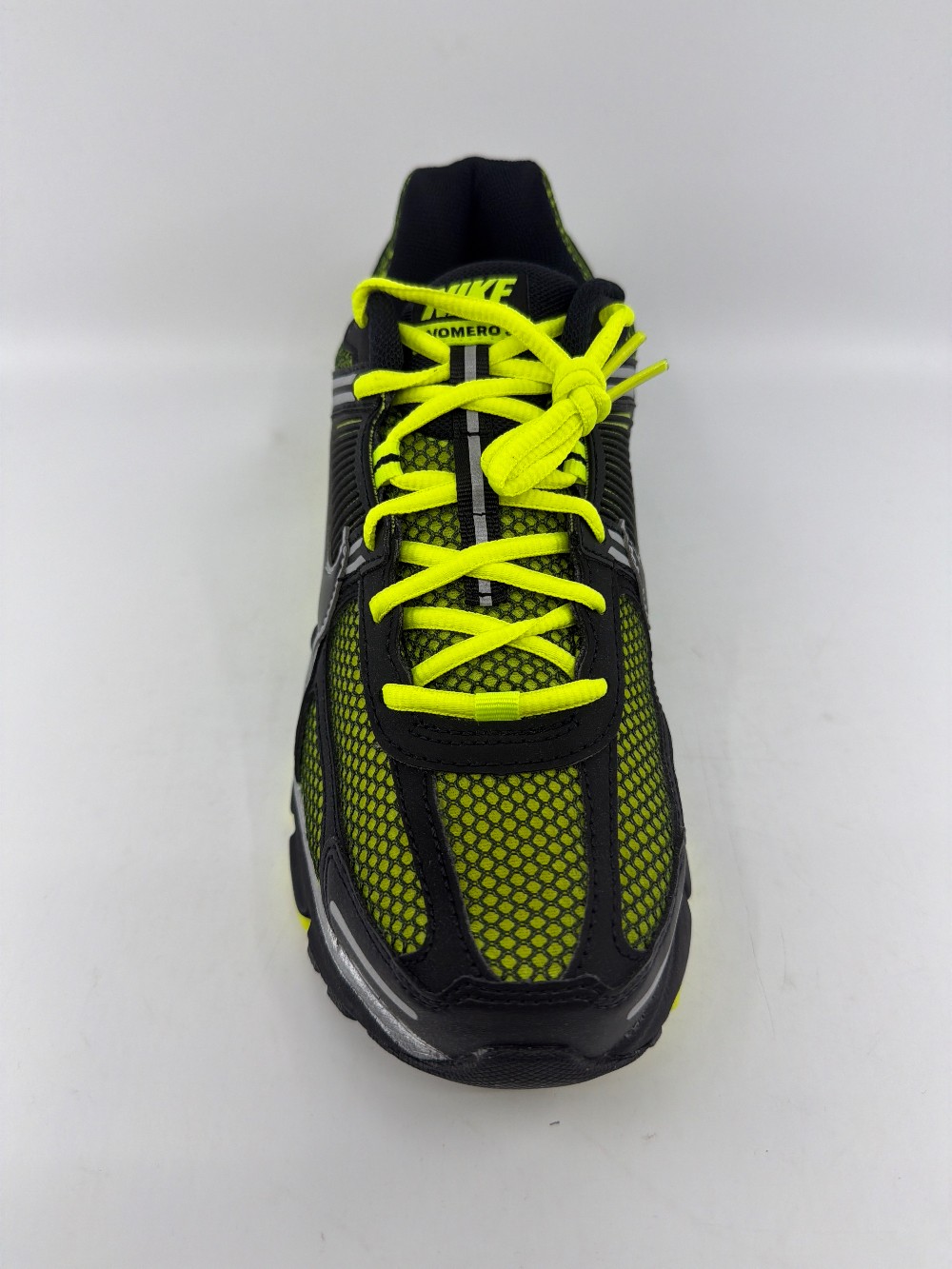 NIKE ZOOM VOMERO 5 - LEMON VENOM