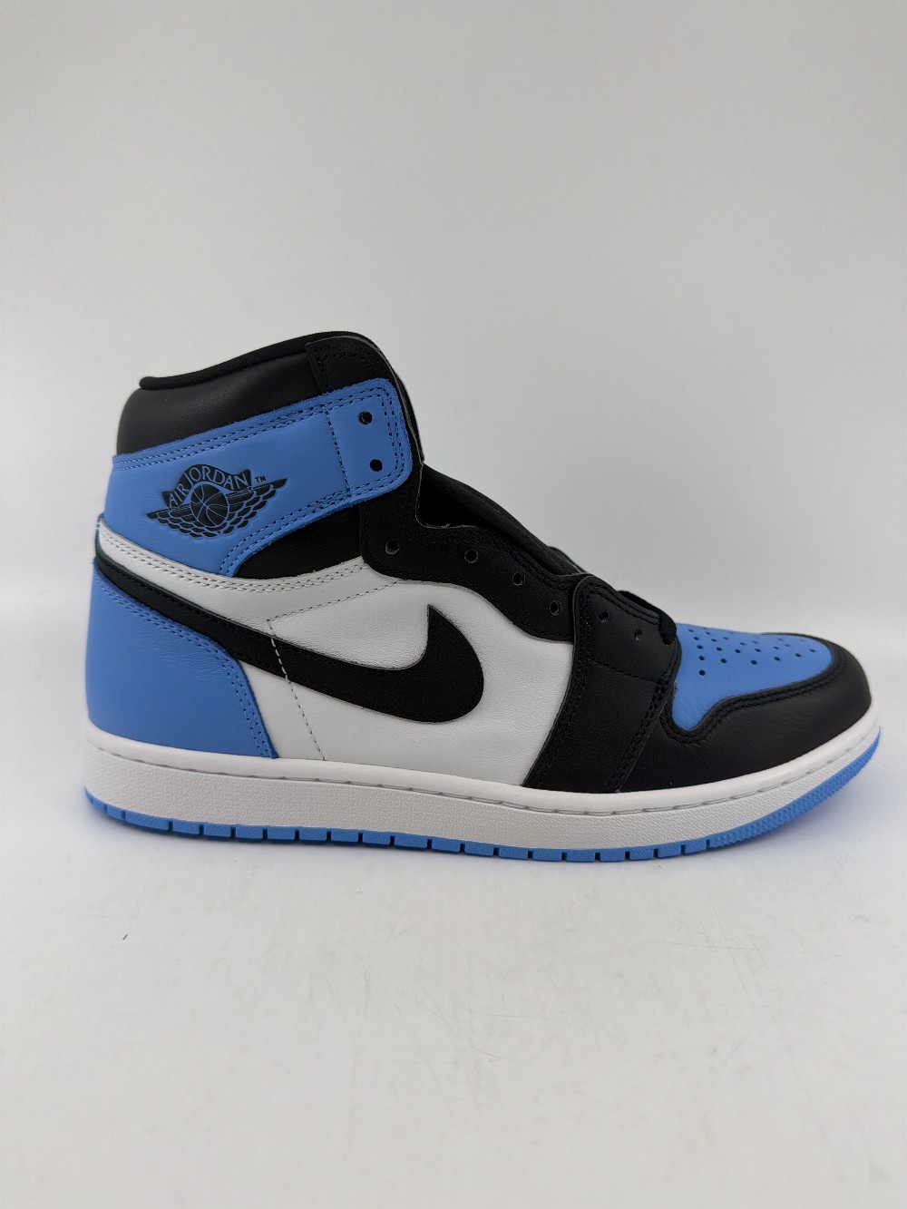 AJ 1 - UNC TOE