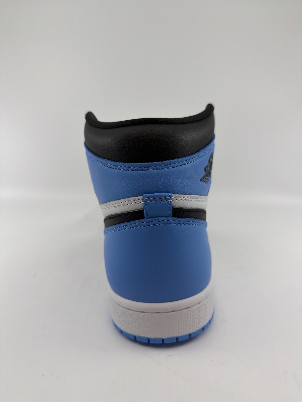 AJ 1 - UNC TOE