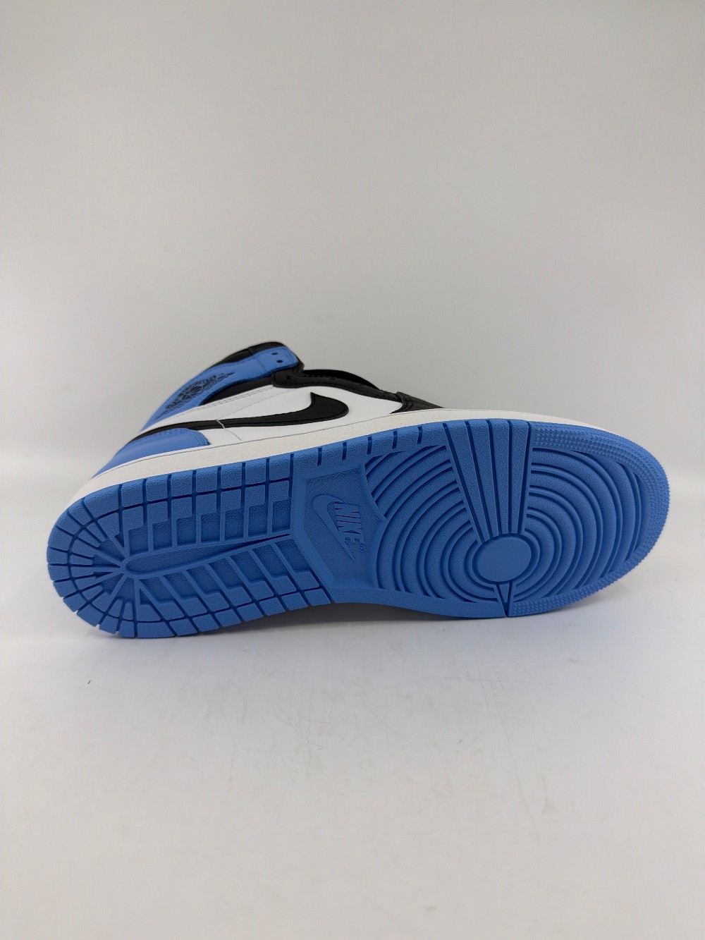 AJ 1 - UNC TOE