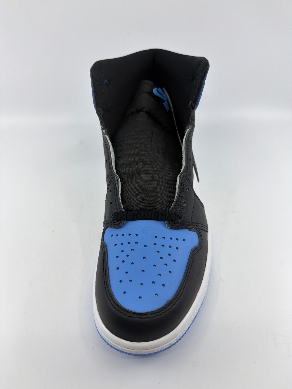 AJ 1 - UNC TOE