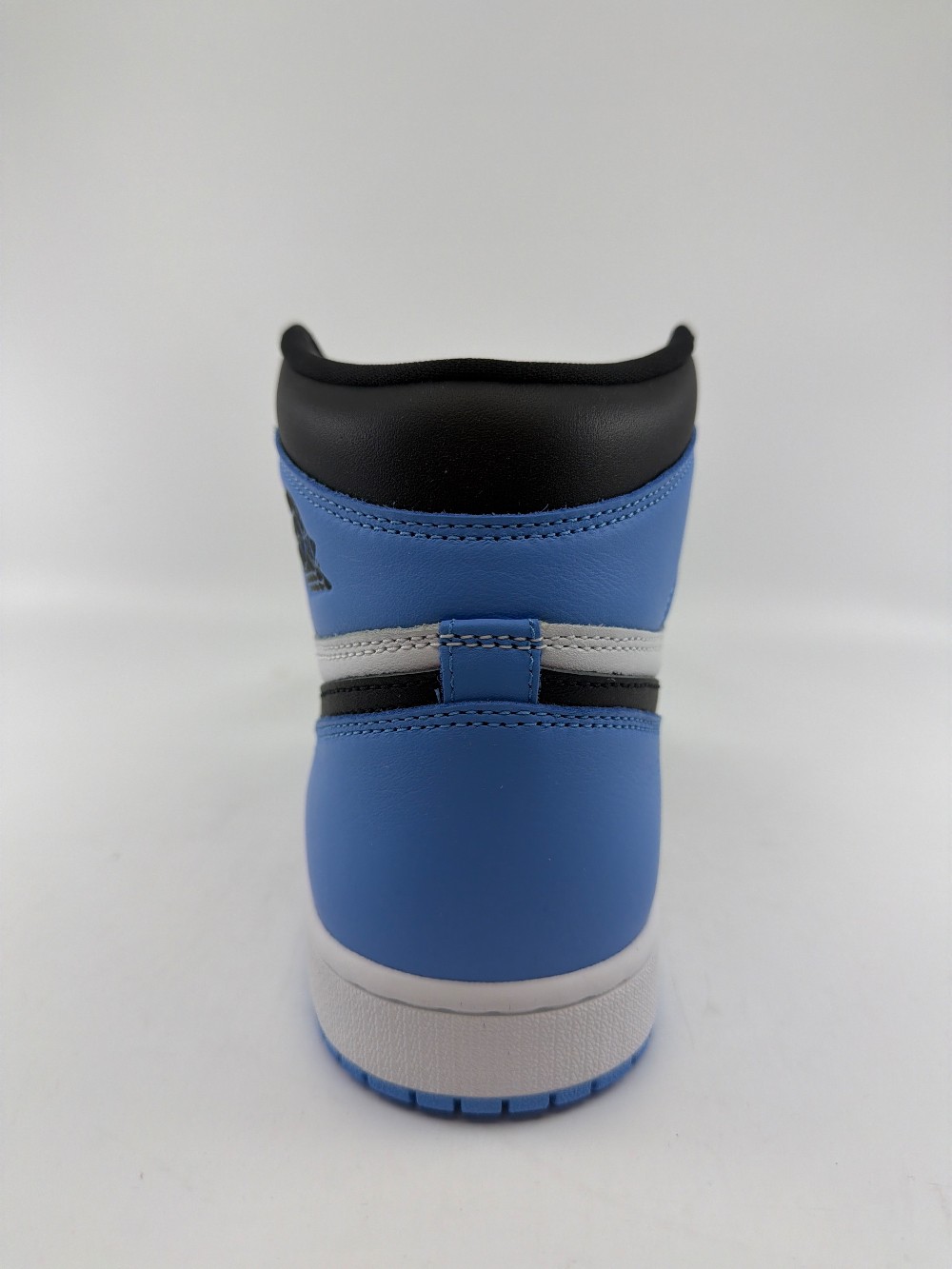 AJ 1 - UNC TOE