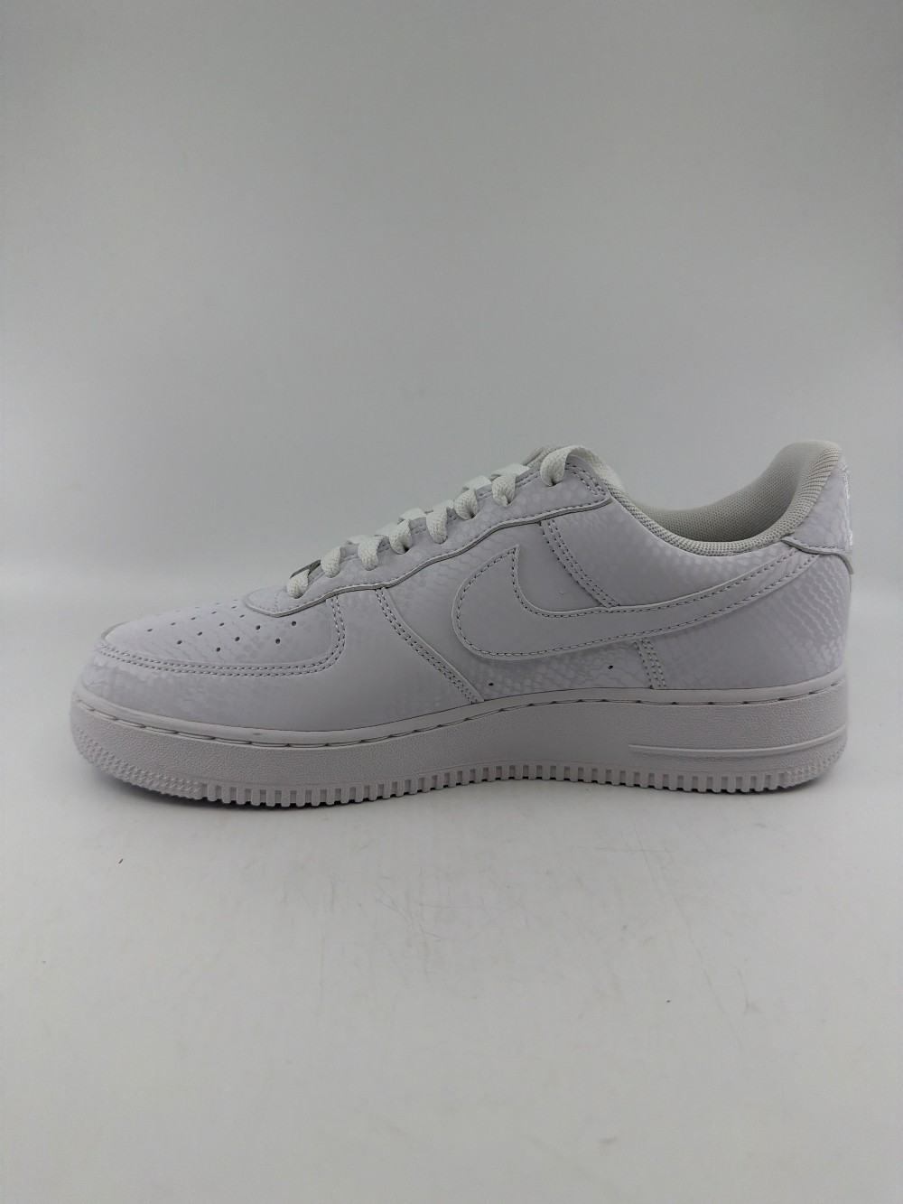 NIKE AIR FORCE 1 LOW X KOBE BRYANT - FOREVER WHITE