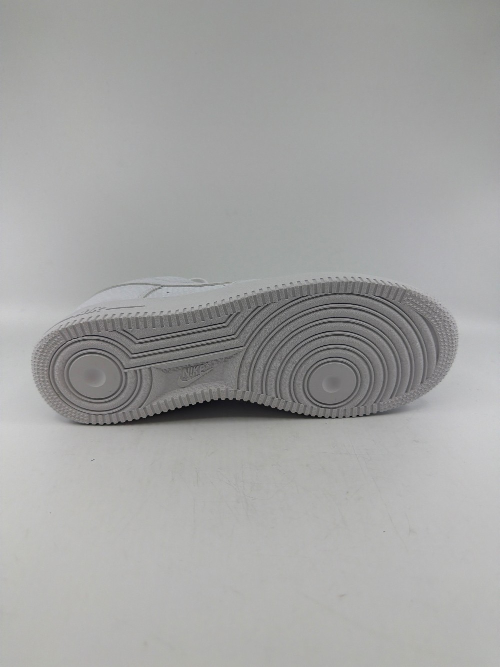 NIKE AIR FORCE 1 LOW X KOBE BRYANT - FOREVER WHITE