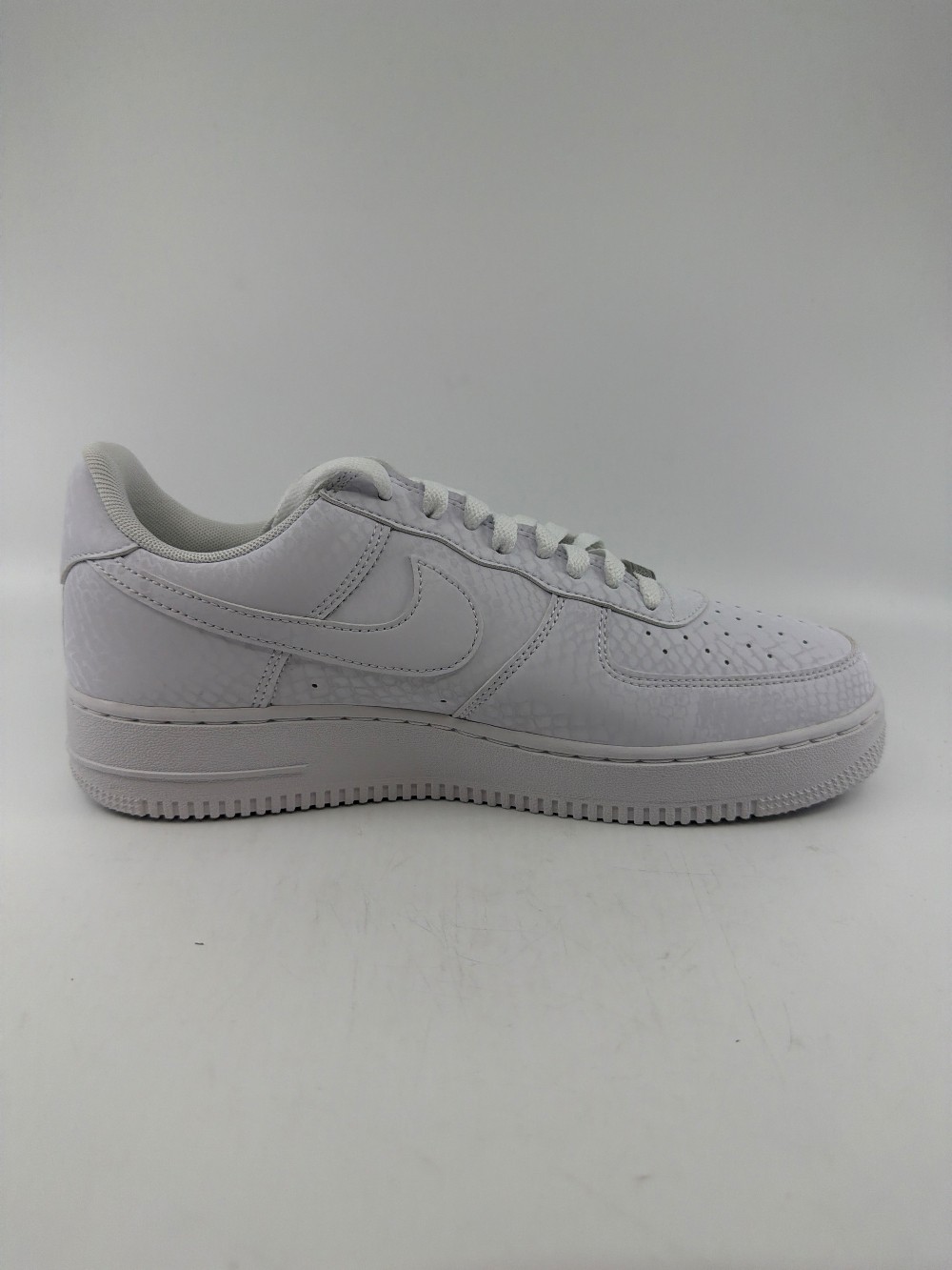 NIKE AIR FORCE 1 LOW X KOBE BRYANT - FOREVER WHITE