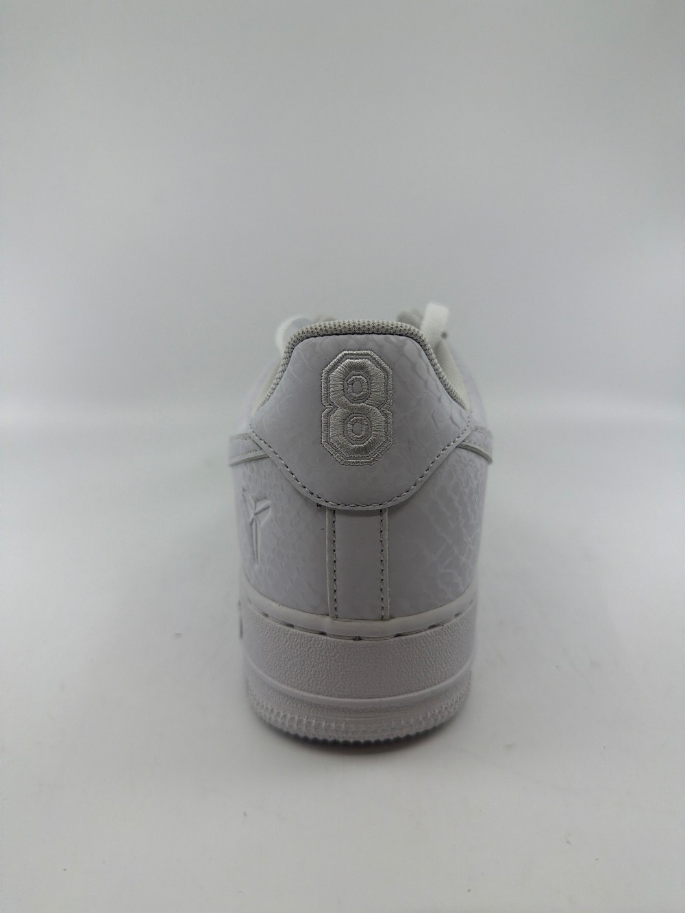NIKE AIR FORCE 1 LOW X KOBE BRYANT - FOREVER WHITE