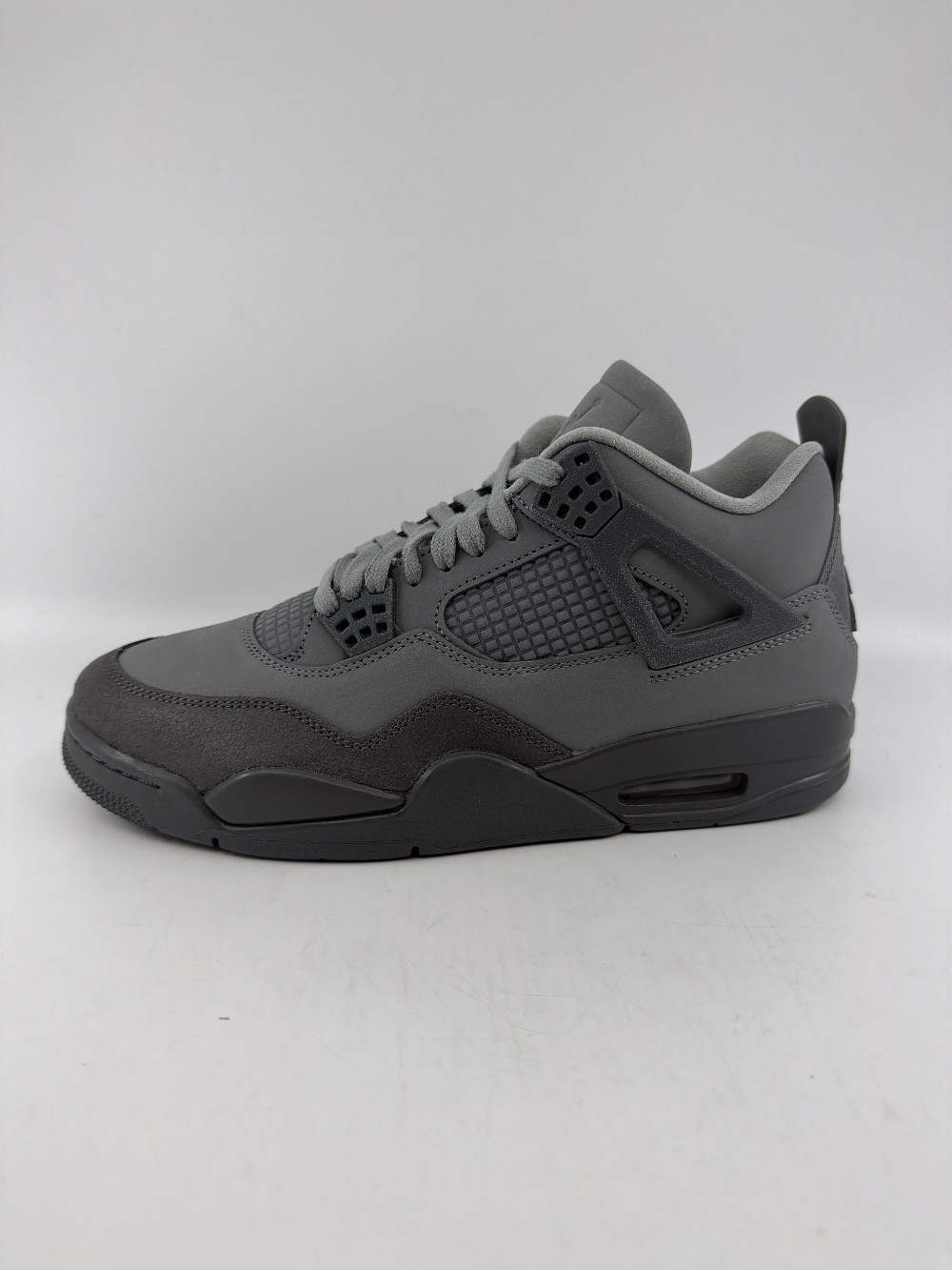 AJ 4 - PARIS OLYMPICS WET CEMENT