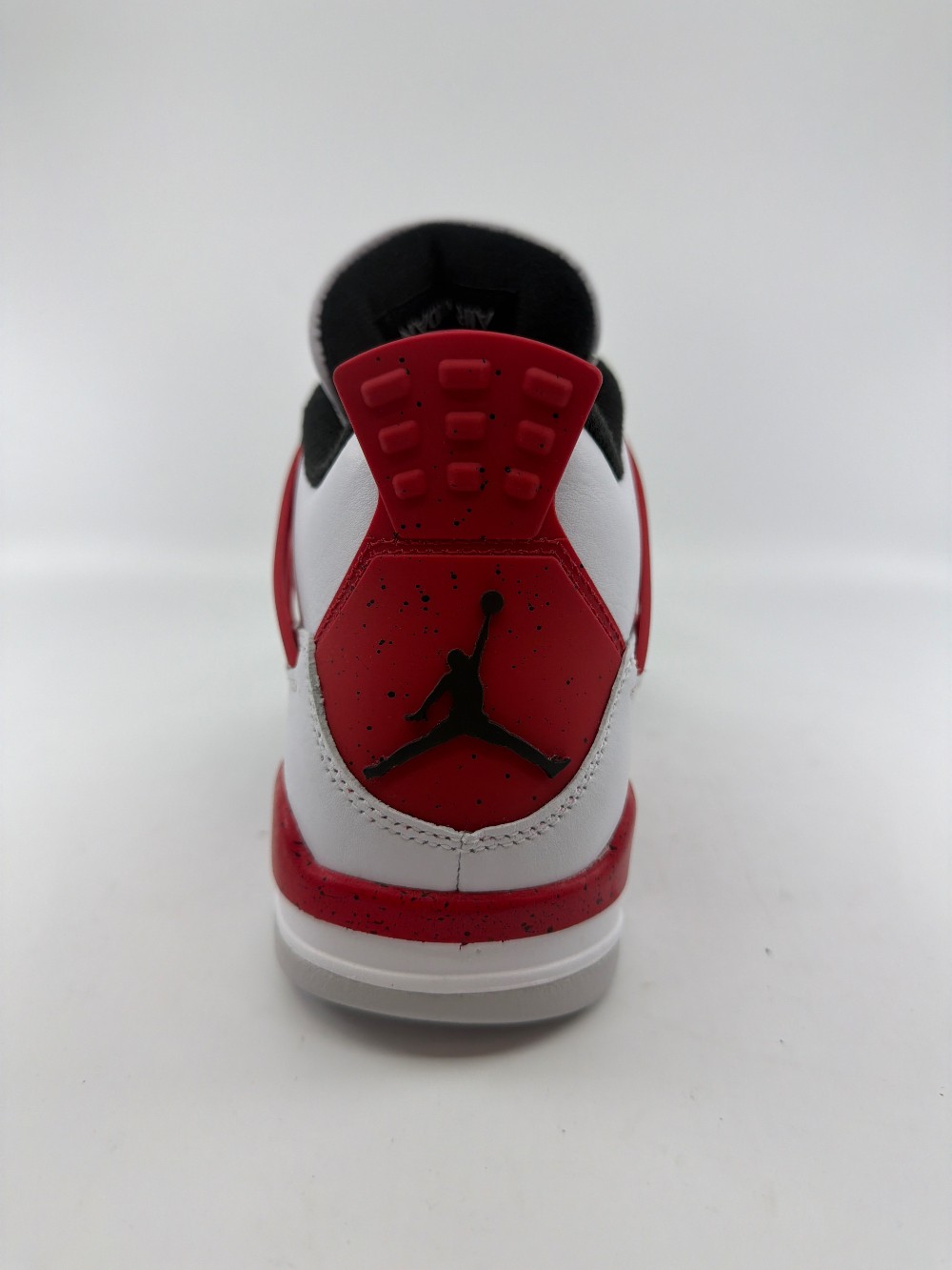 AJ 4 - RED CEMENT