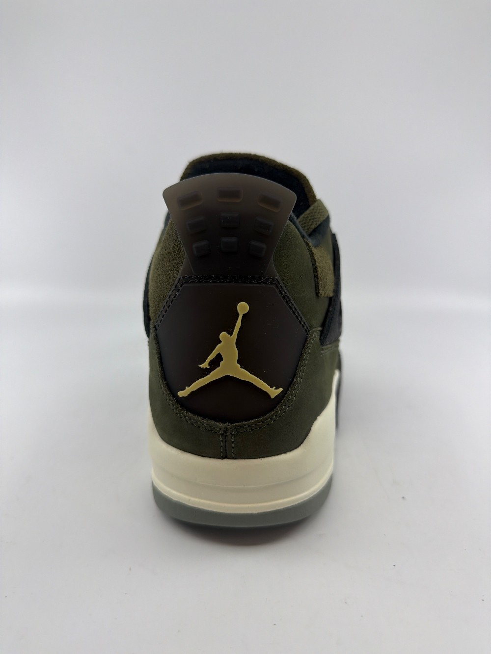 AJ 4 - CRAFT MEDIUM OLIVE