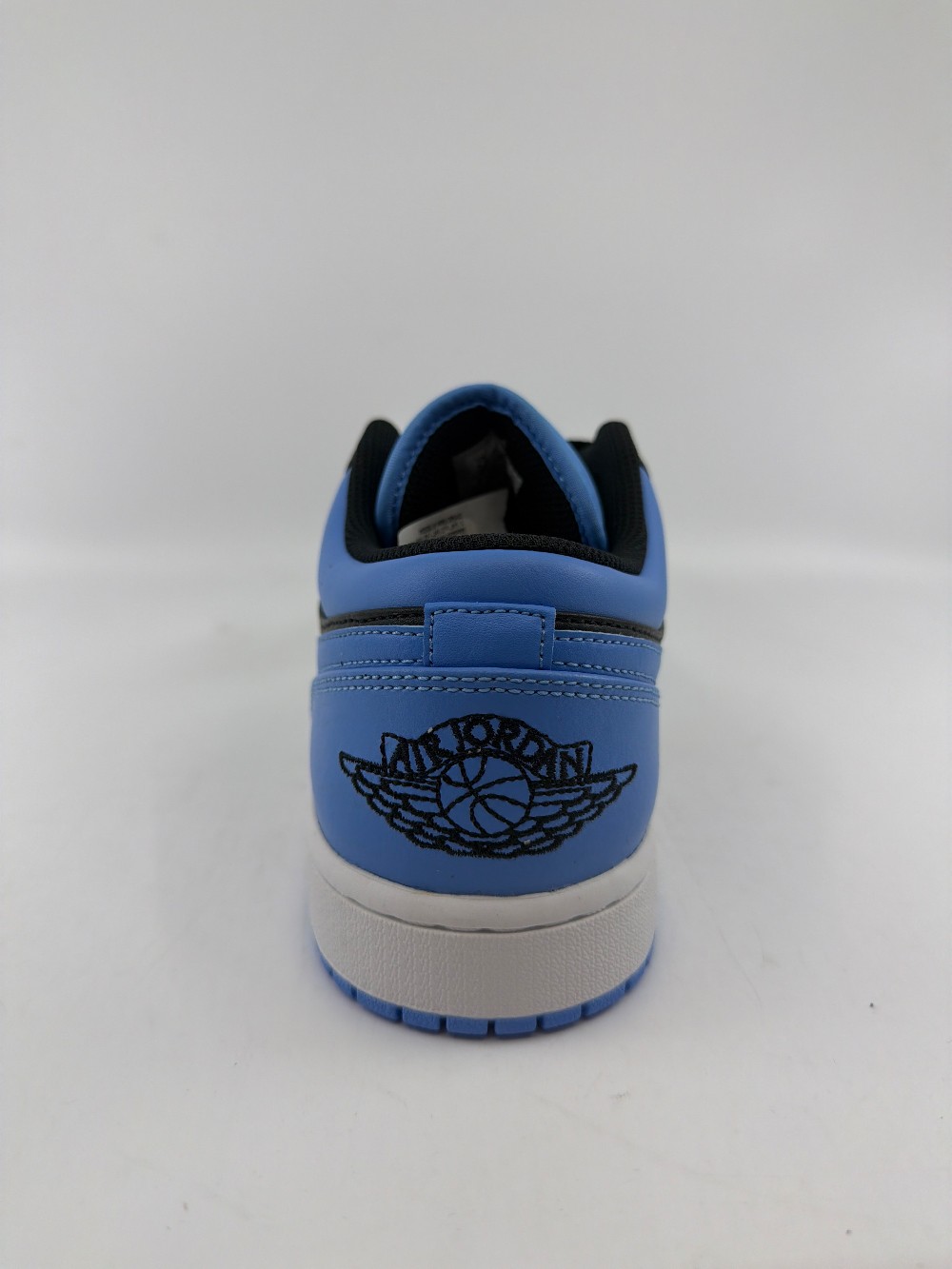 AJ 1 LOW - BLACK UNIVERSITY BLUE