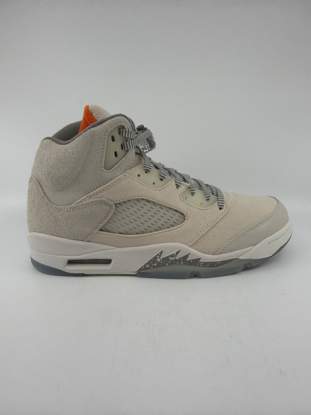 AJ 5 - CRAFT LIGHT OREWOOD BROWN