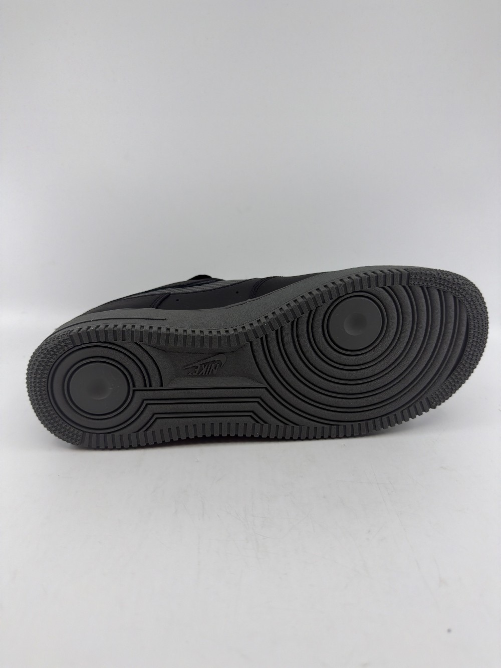 NIKE AIR FORCE 1 LOW - BLACK ROYAL CARBON FIBER