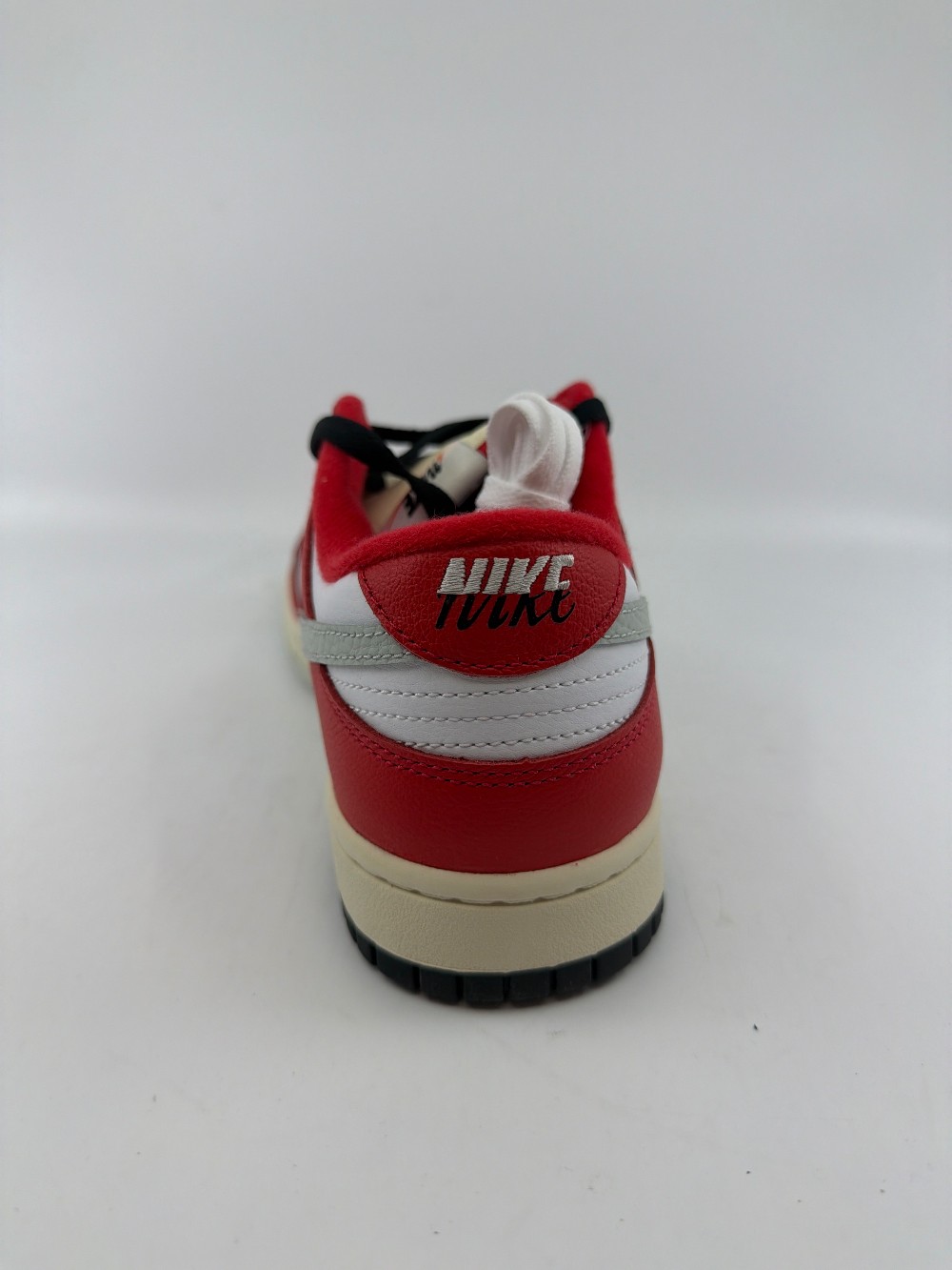 NIKE DUNK LOW - CHICAGO SPLIT