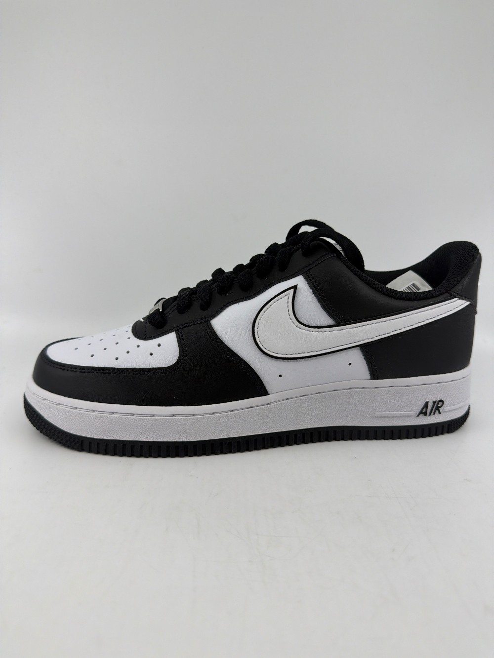 NIKE AIR FORCE 1 LOW - WHITE SWOOSH PANDA