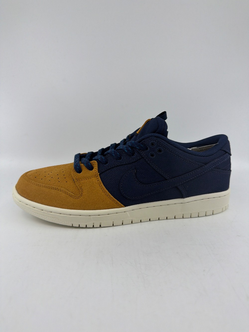 NIKE SB DUNK LOW - 90S BACKPACK