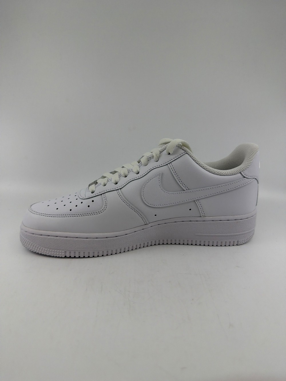 NIKE AIR FORCE 1 LOW -  TRAVIS SCOTT UTOPIA