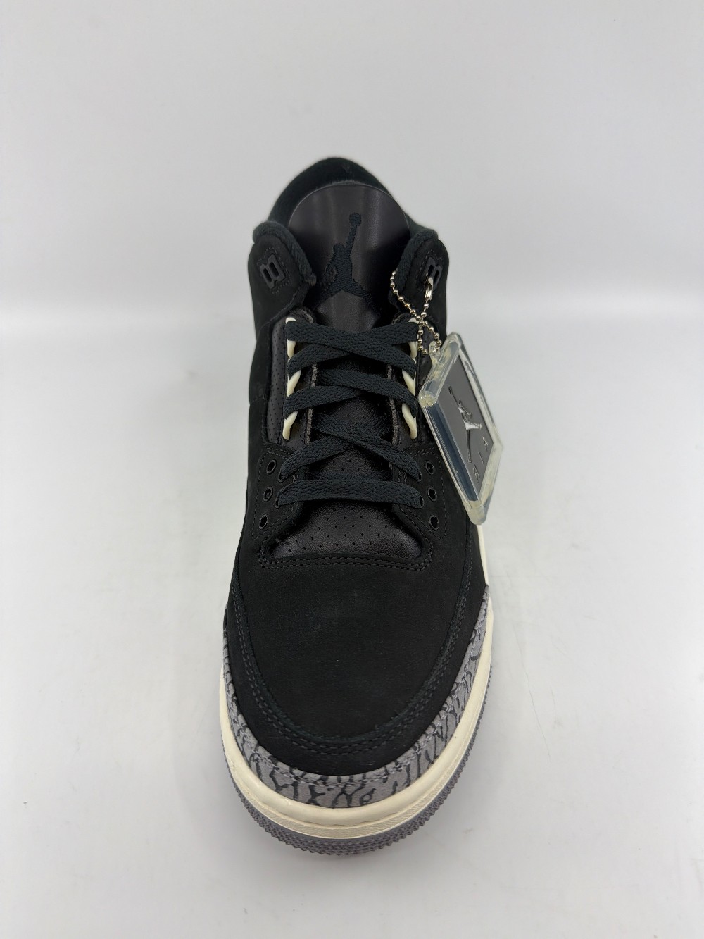 AJ 3 (W) - OFF NOIR