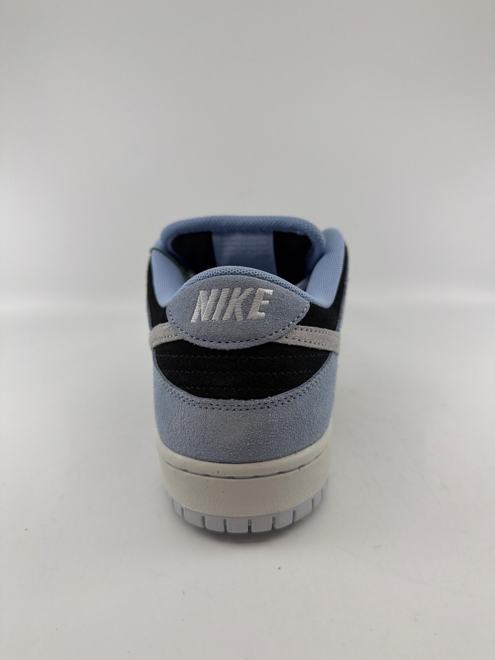 NIKE SB DUNK LOW - BLACK ALUMINUM