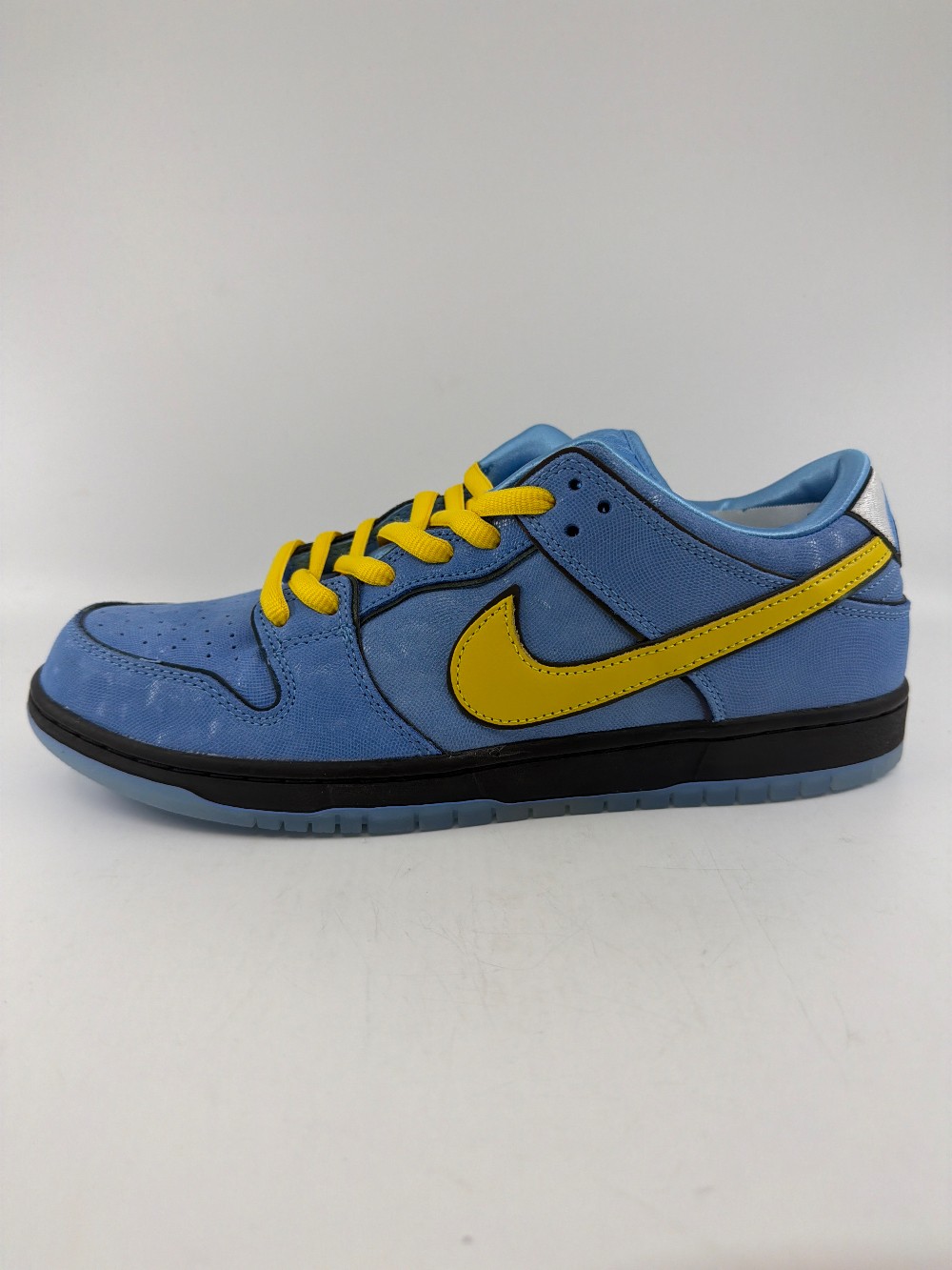 NIKE SB DUNK L0W - THE POWERPUFF GIRLS BUBBLES