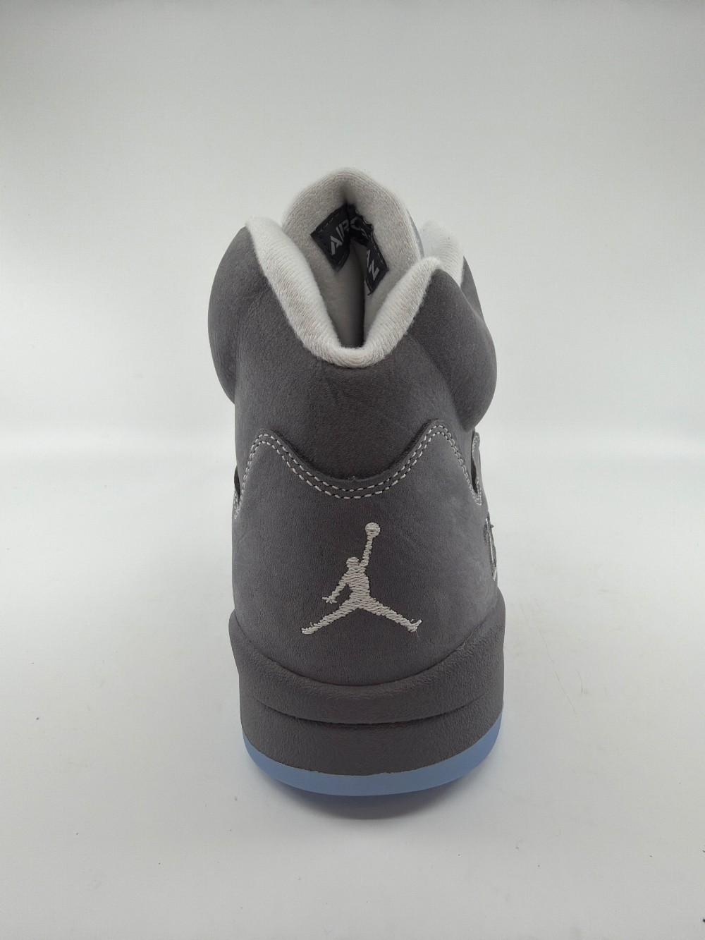 AJ 5 - WOLF GREY (2026)