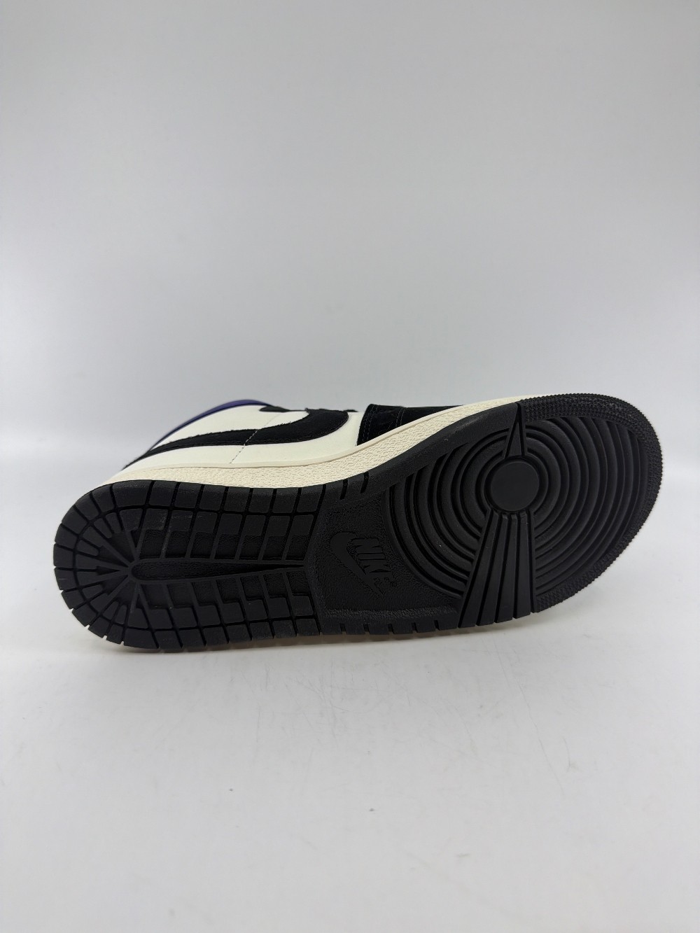 NIKE JORDAN AIR SHIP (W) - OPIUM
