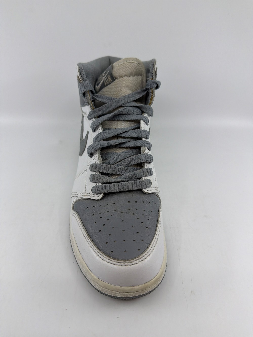 *USED* AJ 1 (GS) - STEALTH