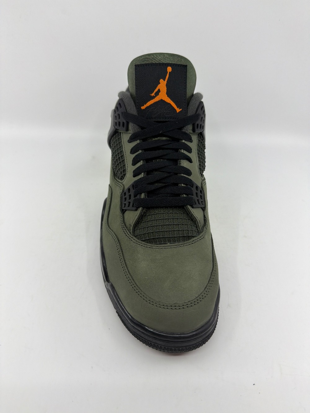 *USED* AJ 4 - UNDEFEATED (2025)