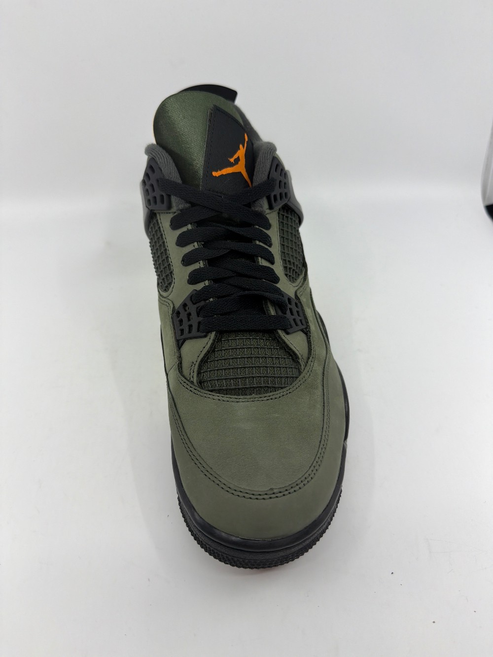*USED* AJ 4 - UNDEFEATED (2025)