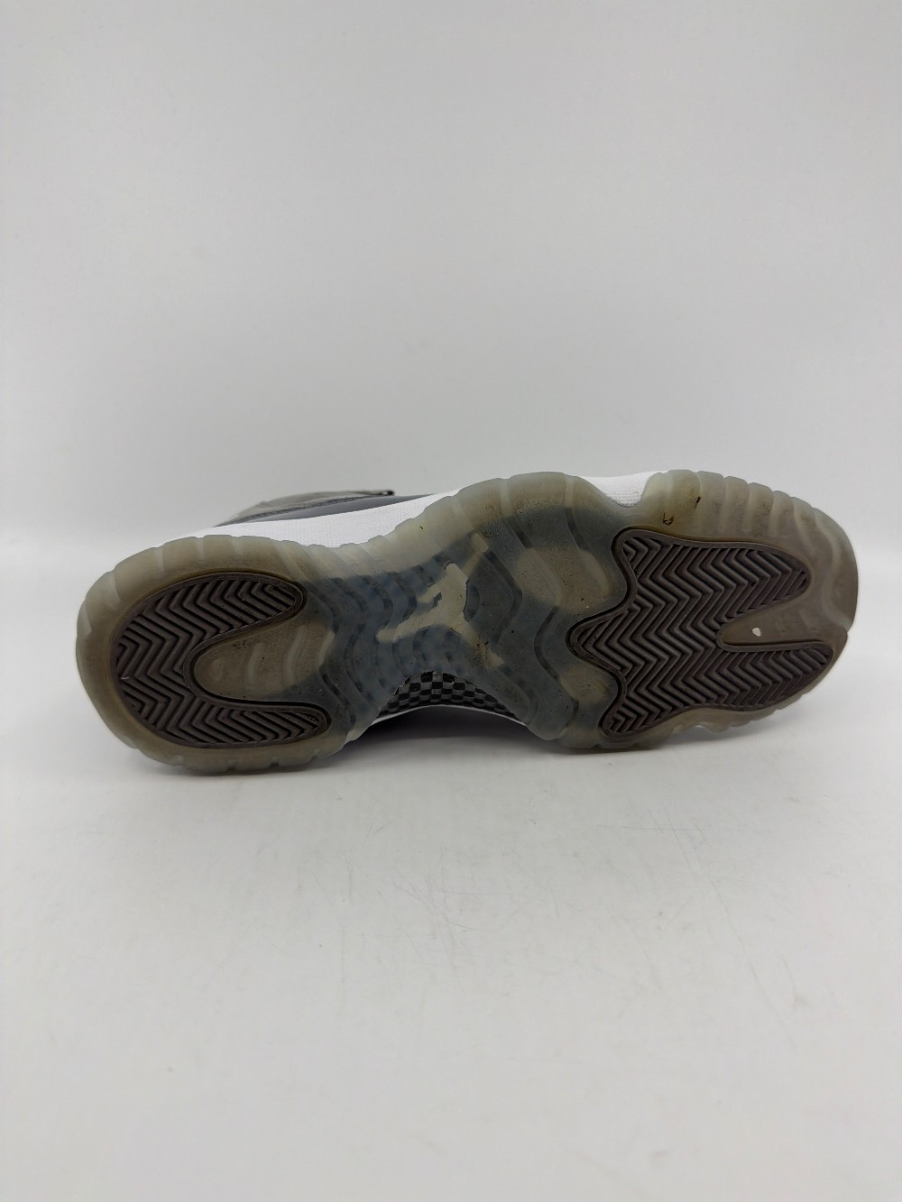 *USED* AJ 11 (GS) - COOL GREY (2021)