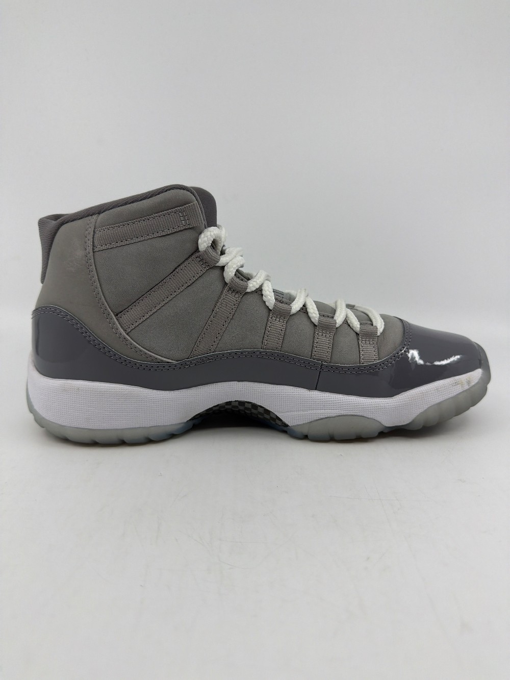 *USED* AJ 11 (GS) - COOL GREY (2021)