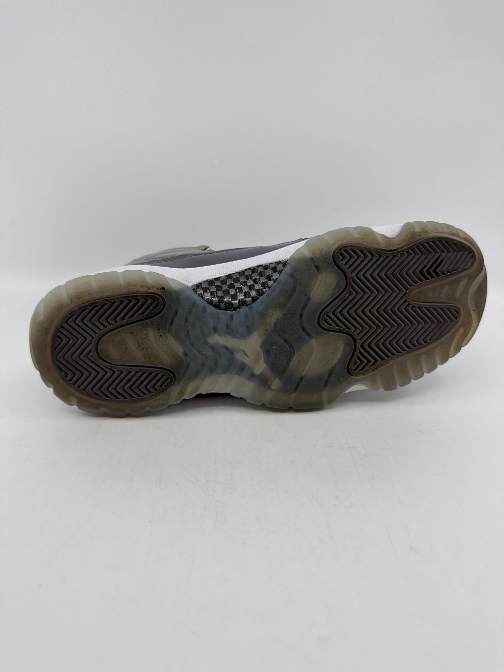 *USED* AJ 11 (GS) - COOL GREY (2021)