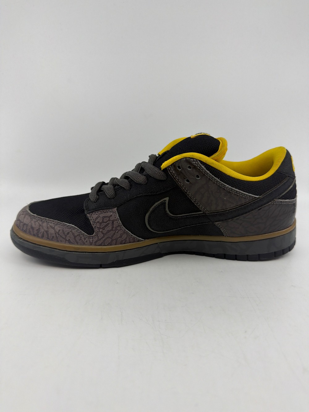 *USED/REP BOX * NIKE SB DUNK LOW - YELLOW CURB