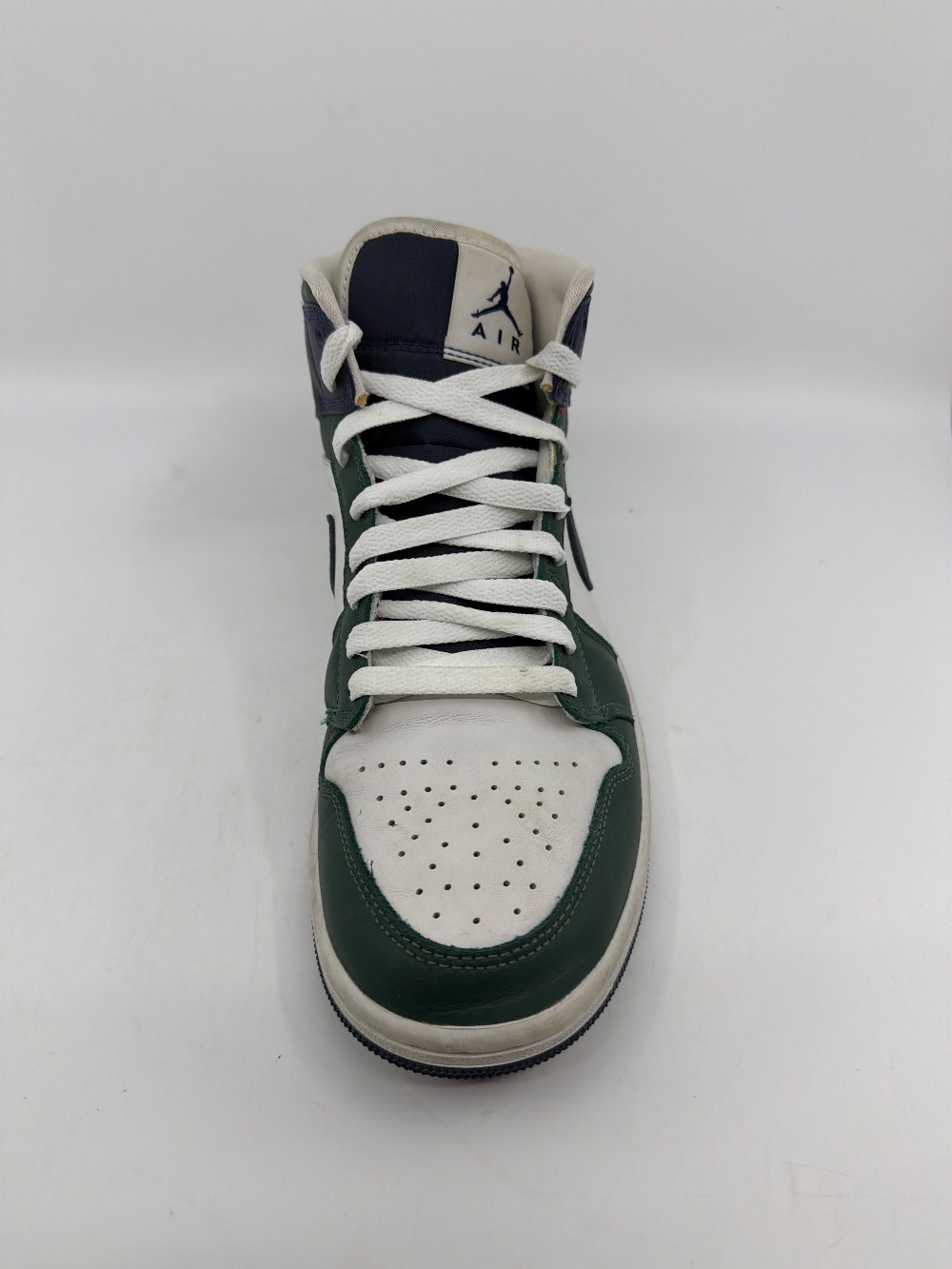 *USED* AJ 1 MID (W) - SEAHAWKS