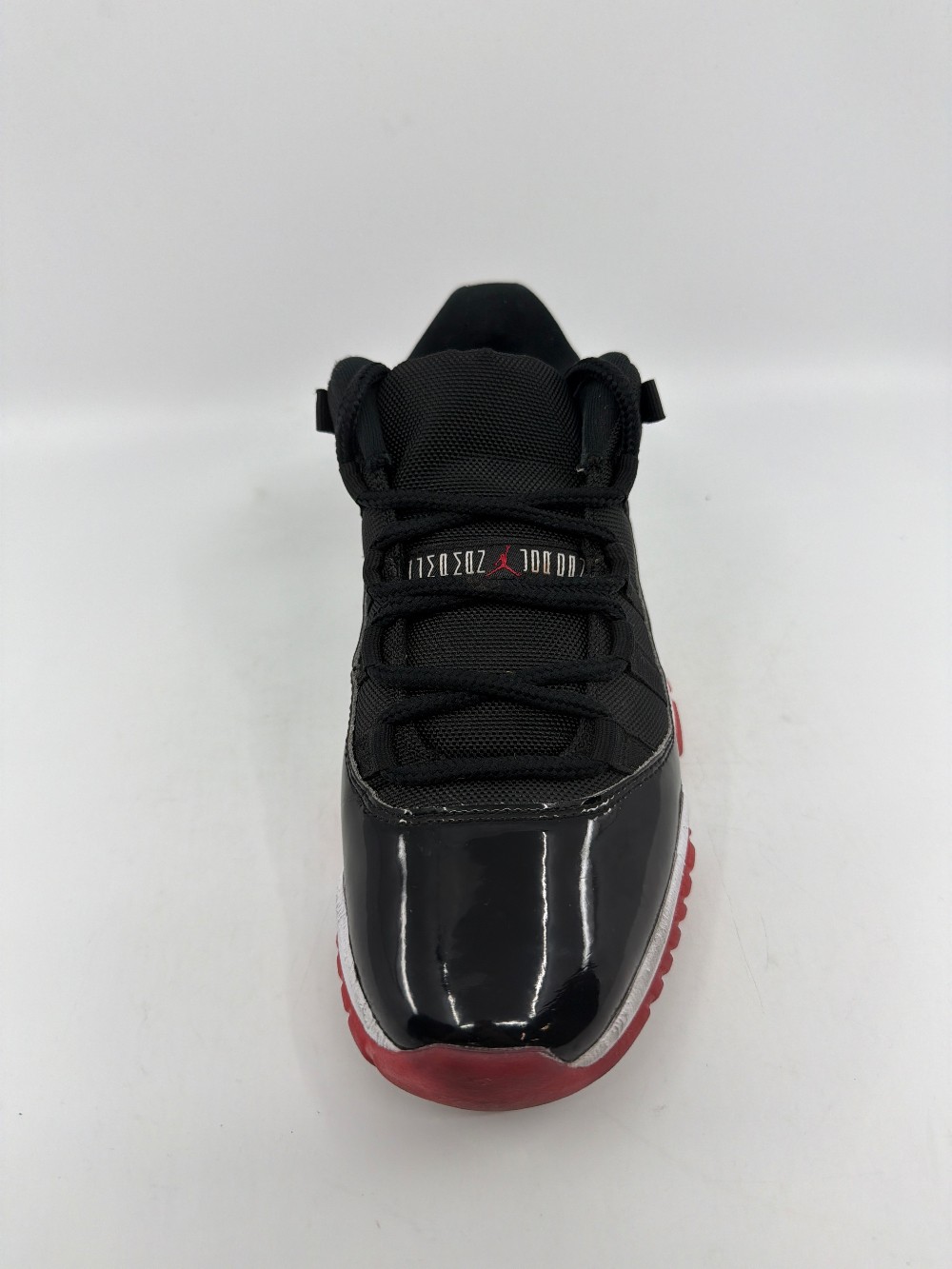 *USED* AJ 11 LOW - BRED (2025)