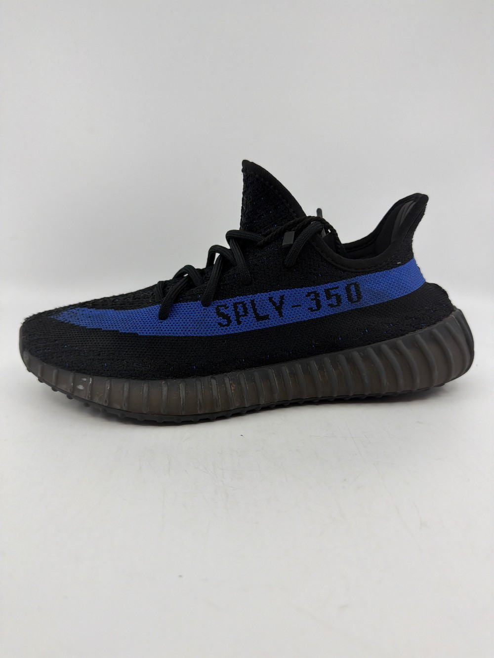 *USED* YEEZY 350 V2 - DAZZLING BLUE