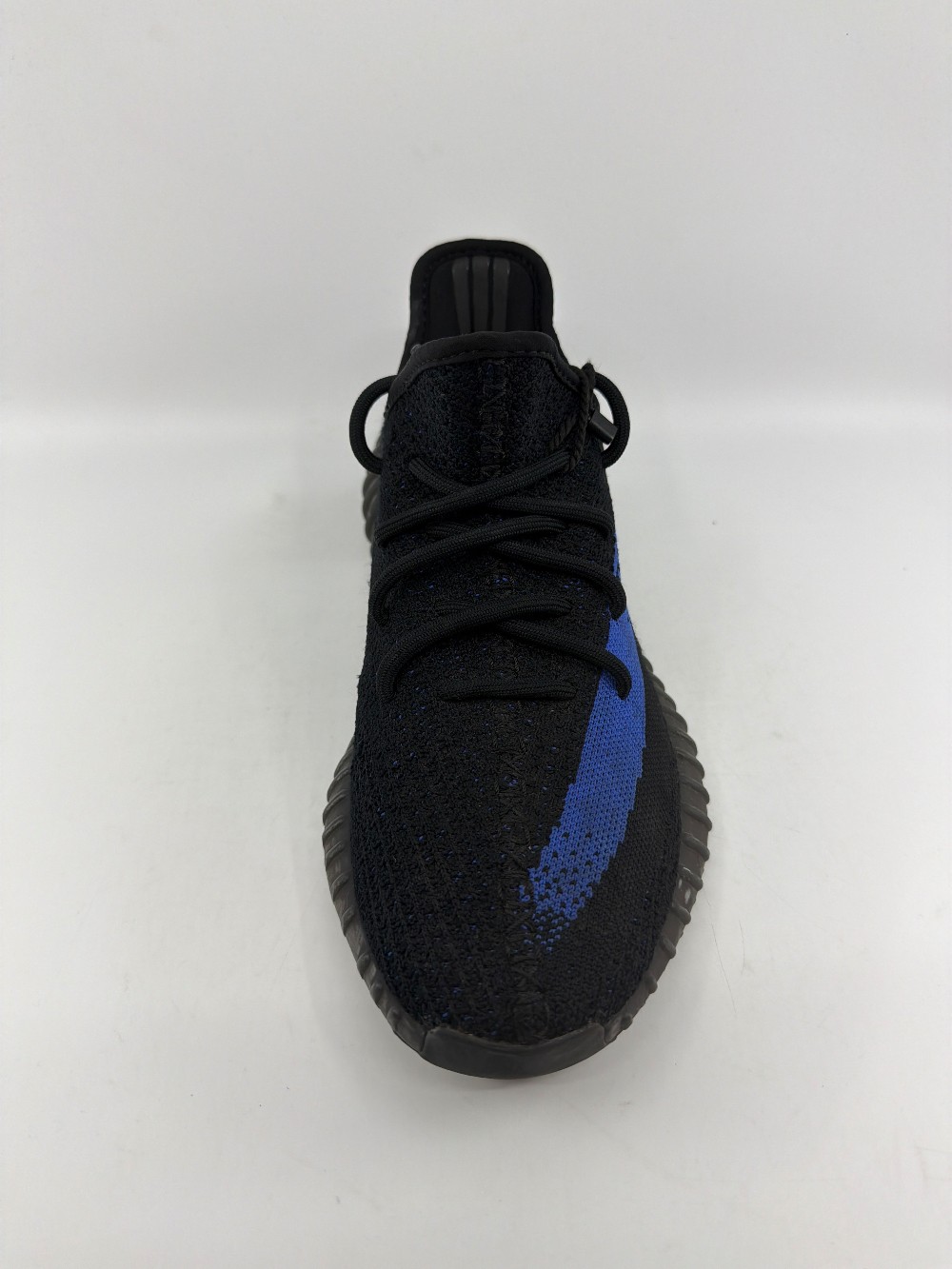 *USED* YEEZY 350 V2 - DAZZLING BLUE
