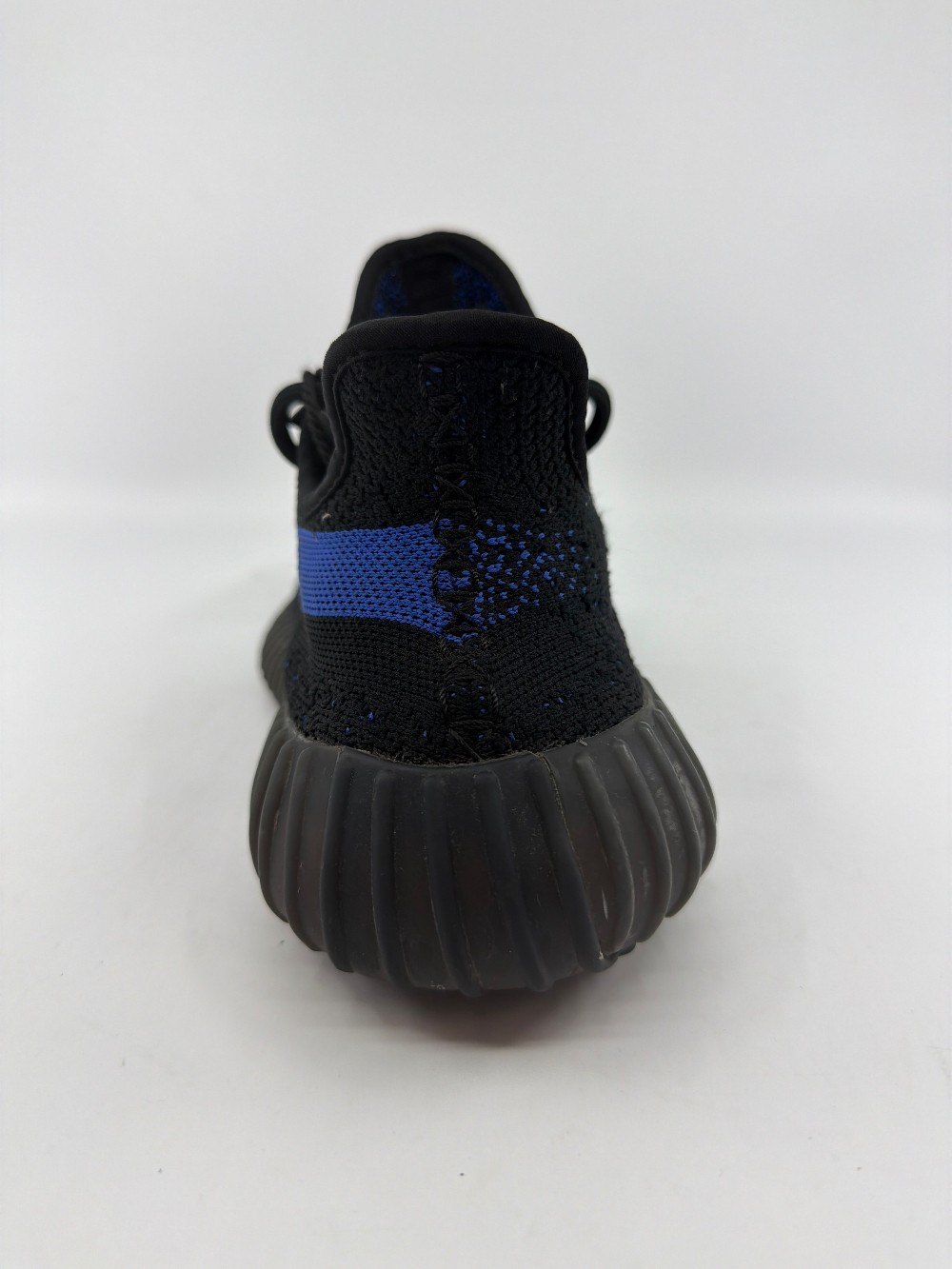 *USED* YEEZY 350 V2 - DAZZLING BLUE