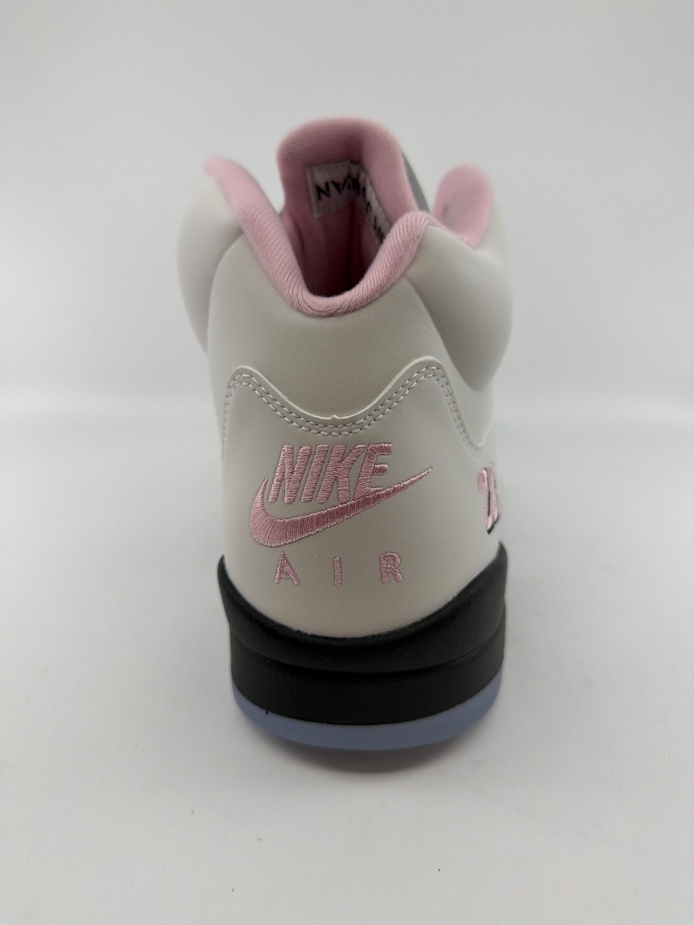 AJ 5 - MEDIUM SOFT PINK