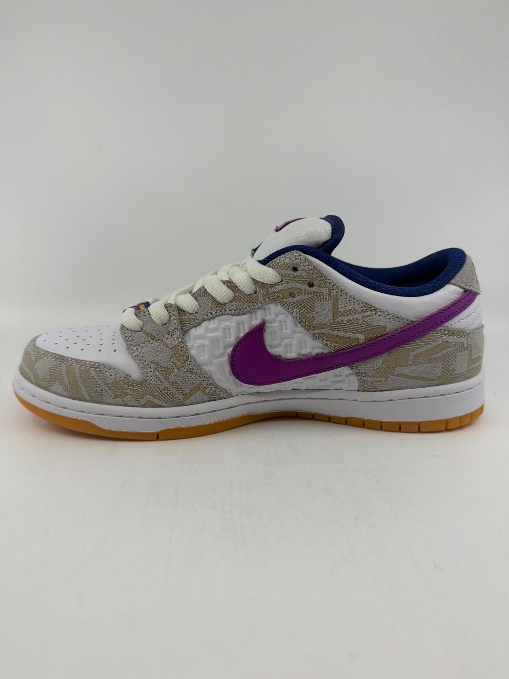 NIKE SB DUNK LOW - RAYSSA LEAL