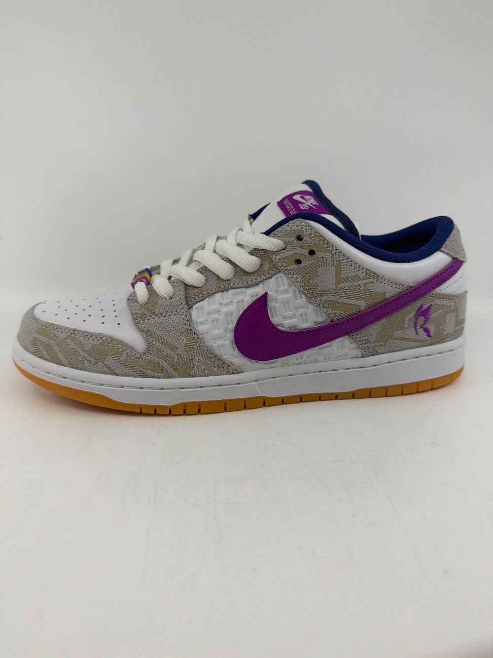 NIKE SB DUNK LOW - RAYSSA LEAL