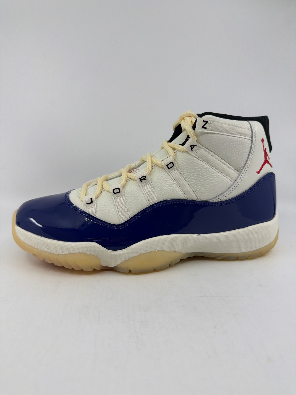 AJ 11 - RARE AIR
